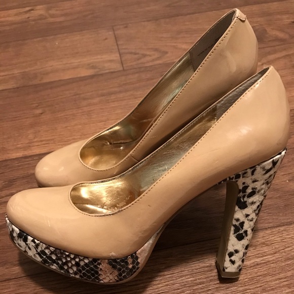 nine west snakeskin shoes